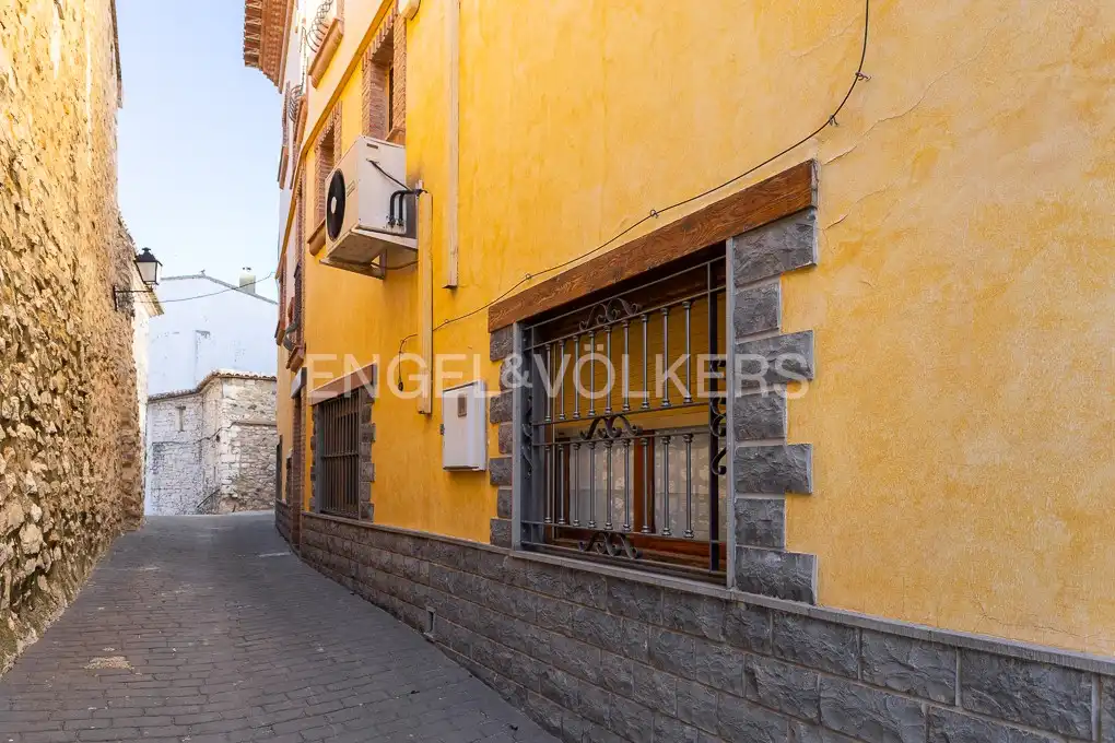 Exterior view of Houses for sale in Alcublas  with Air Conditioner, Heating and Terrace