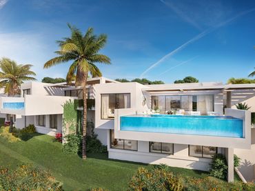 Casa amb piscina en venda a Benalmádena pueblo