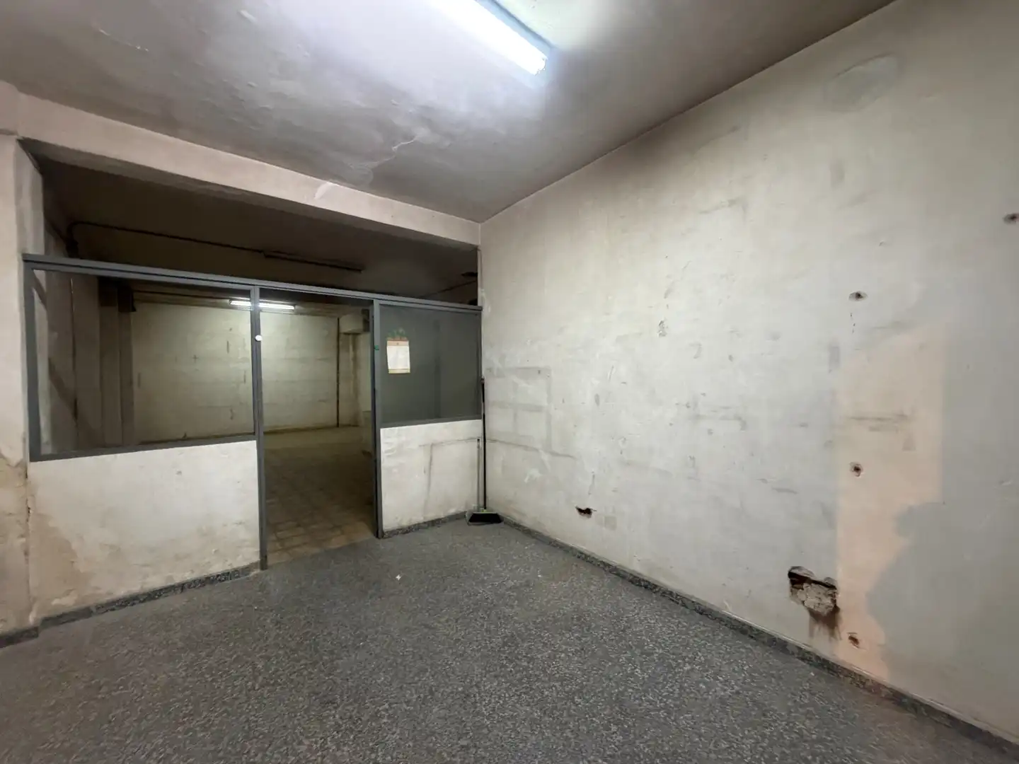 Local en venta en Madrid con Calefacción y Alarma
