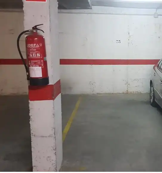 Parking with lift for sale in Joaquin Garcia Girona, imagen 5