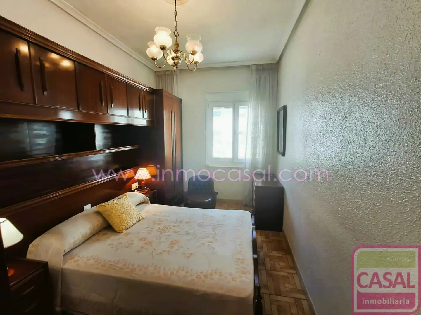 Schlafzimmer von Wohnung zum Verkauf in Castrillón mit Möbliert