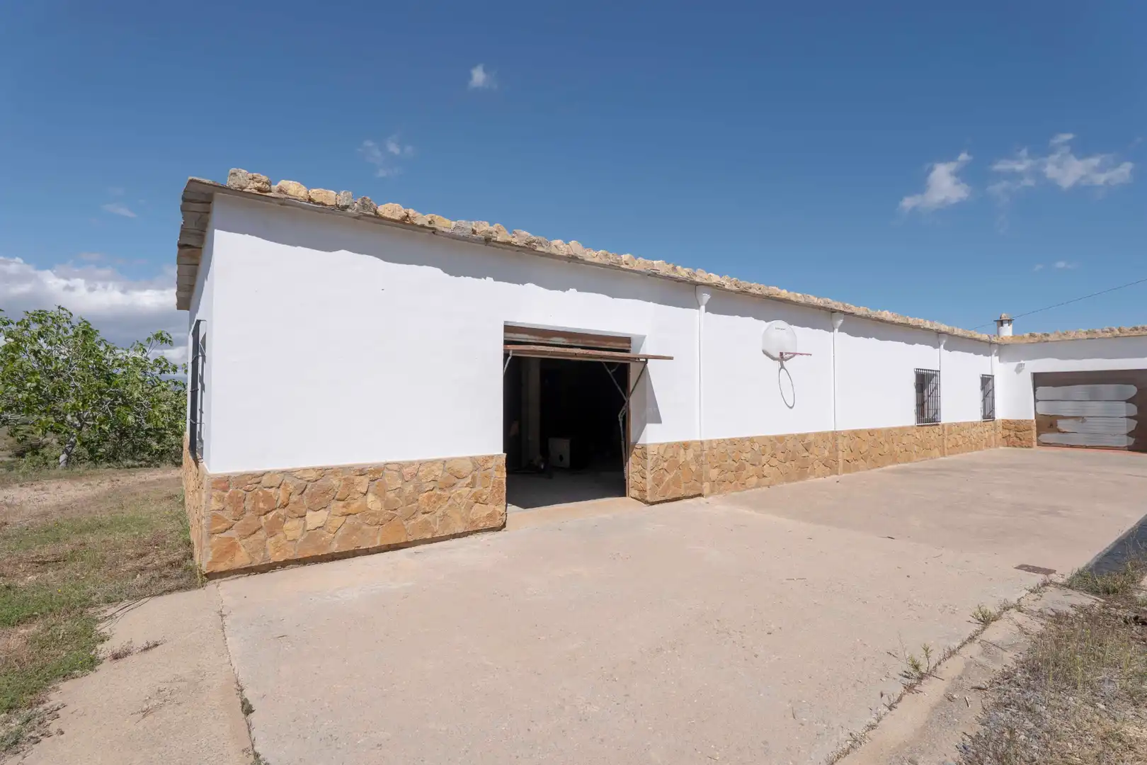 Vista exterior de Casa o xalet en venda en Murtas amb Jardí privat, Terrassa i Piscina