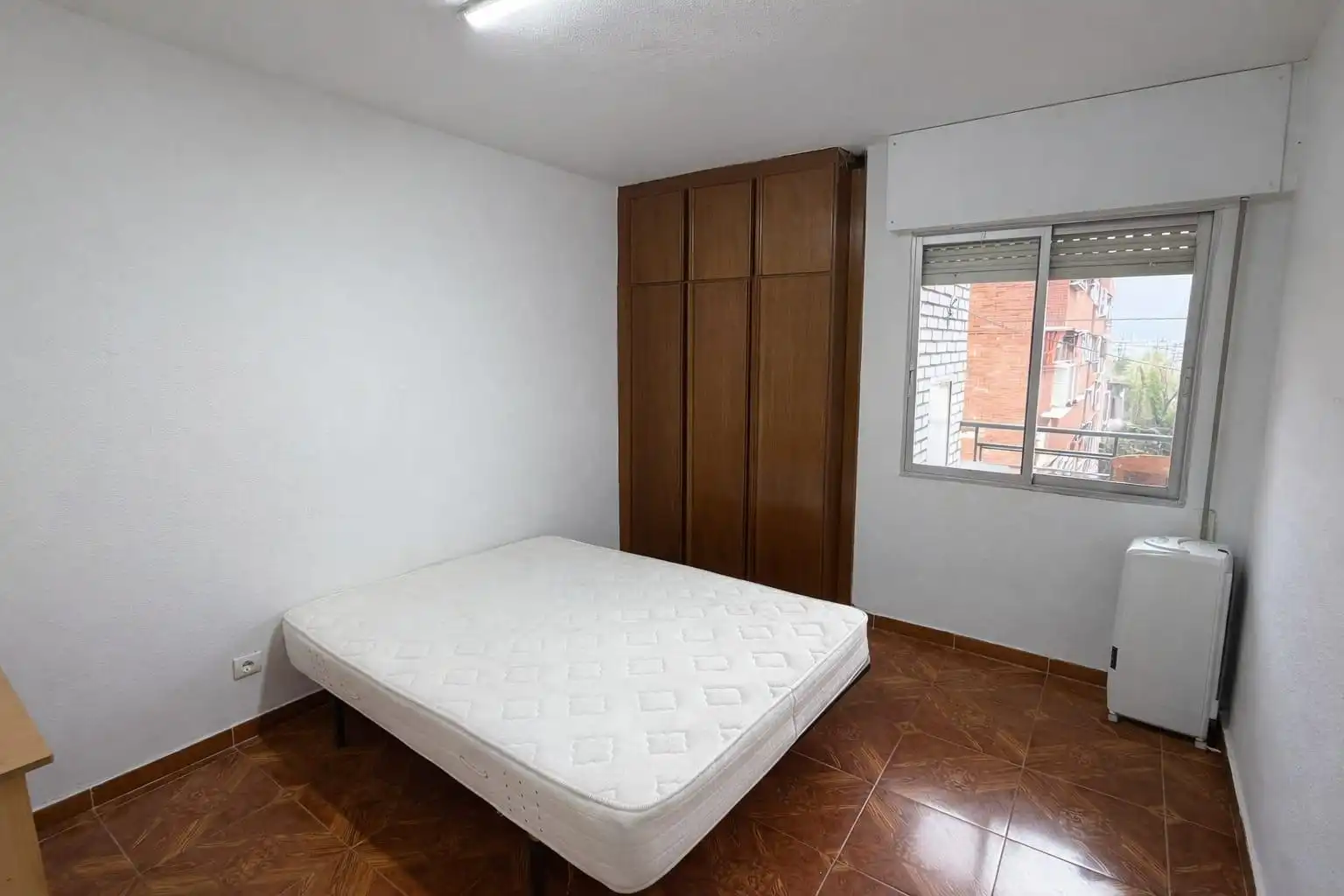 Habitación de Piso en venta en Parla con Calefacción y Terraza