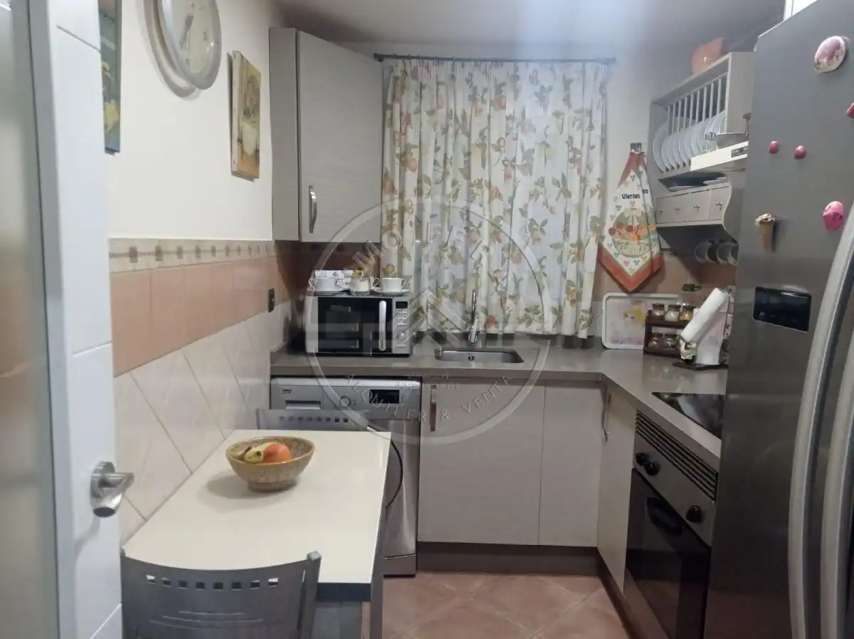 Cuina de Pis en venda en Écija amb Aire condicionat, Calefacció i Balcó