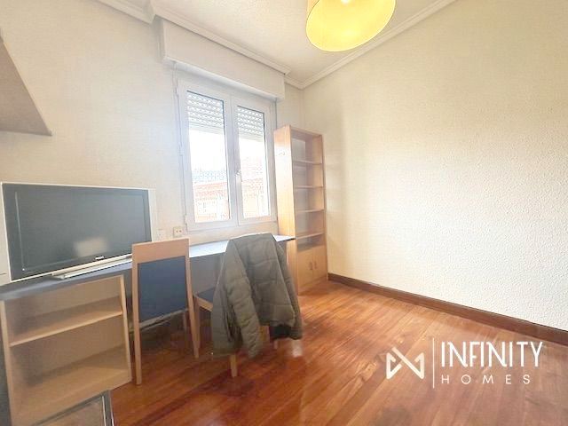 Habitación de Piso de alquiler en Bilbao  con Calefacción