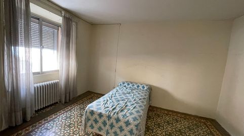 VIVIENDA DE TRES PLANTAS CON BODEGA EN ROA, image 4