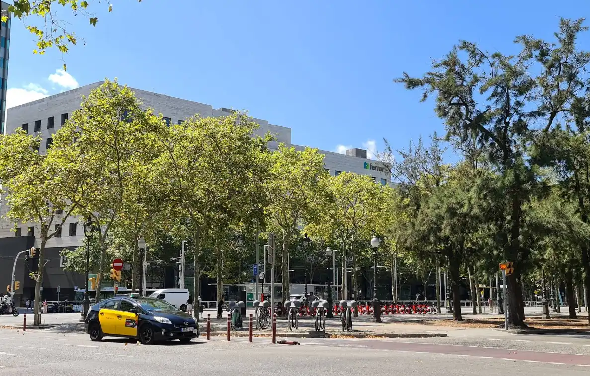 Vista exterior de Piso en venta en Barcelona con Aire acondicionado, Calefacción y Parquet