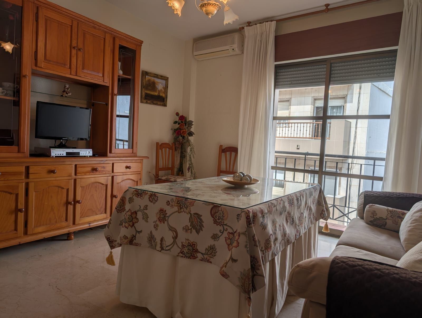 Menjador de Apartament en venda en  Huelva Capital
