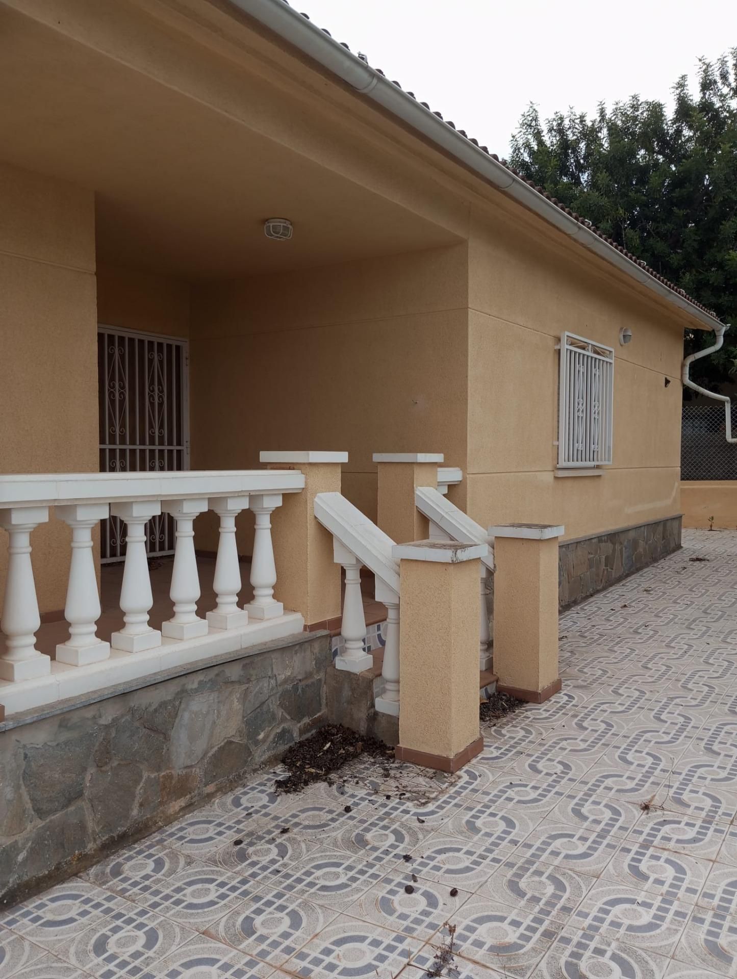 Exterior view of House or chalet for sale in El Vendrell  with Heating, Private garden and Terrace