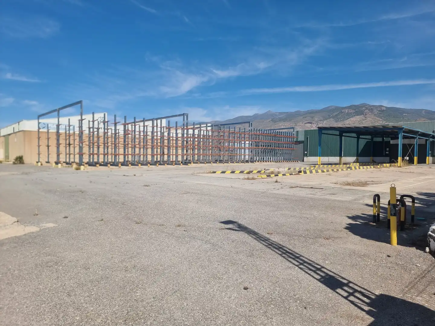 Vista exterior de Nave industrial en venta en La Mojonera con Alarma