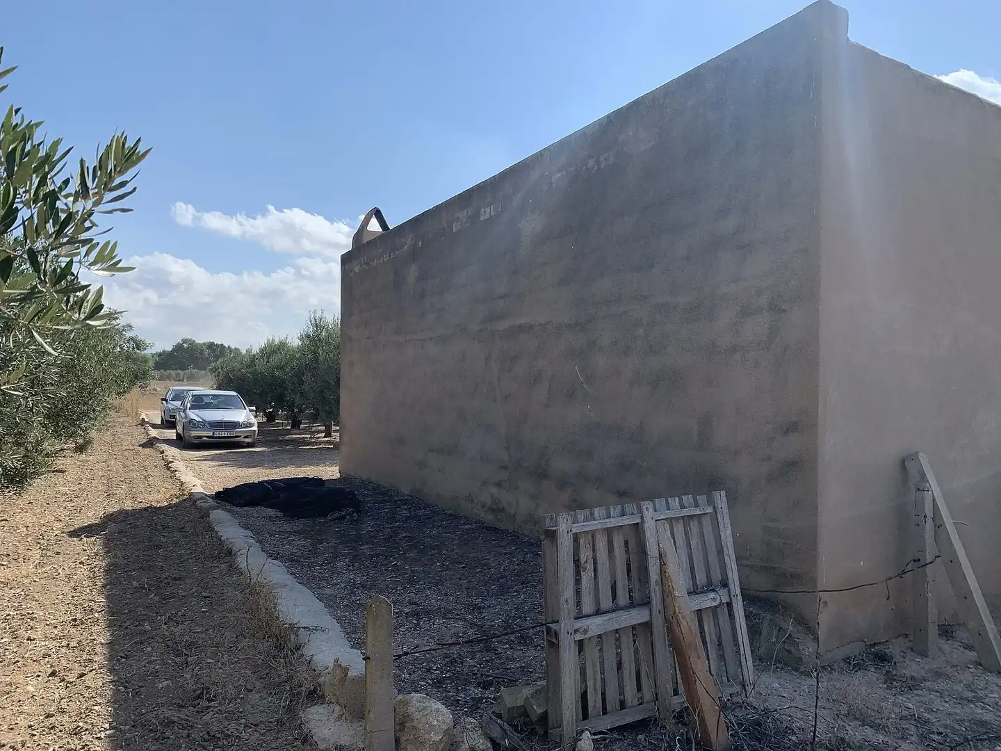 Vista exterior de Casa o xalet en venda en Caudete amb Jardí privat i Internet