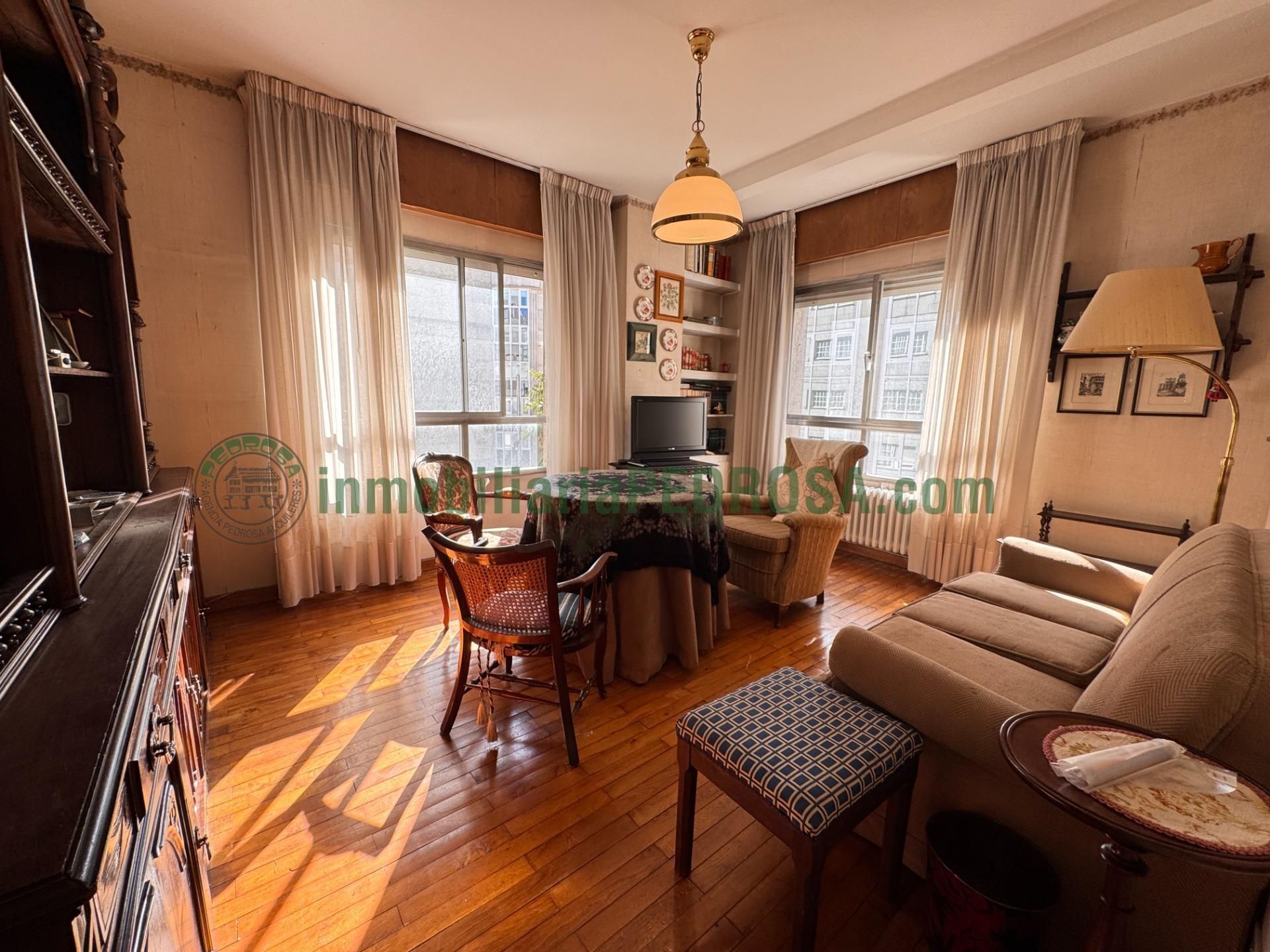 Living room of Flat for sale in Pontevedra Capital   with Heating