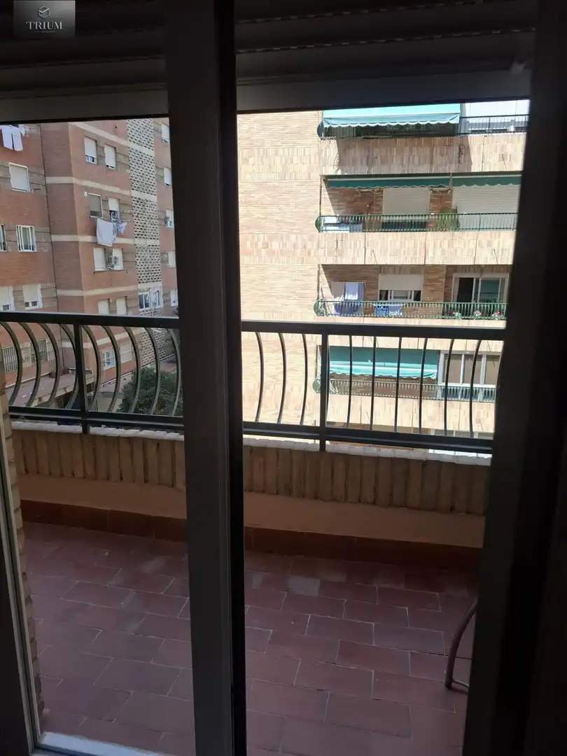 Pis de lloguer a Avenida de Cervantes, Cervantes