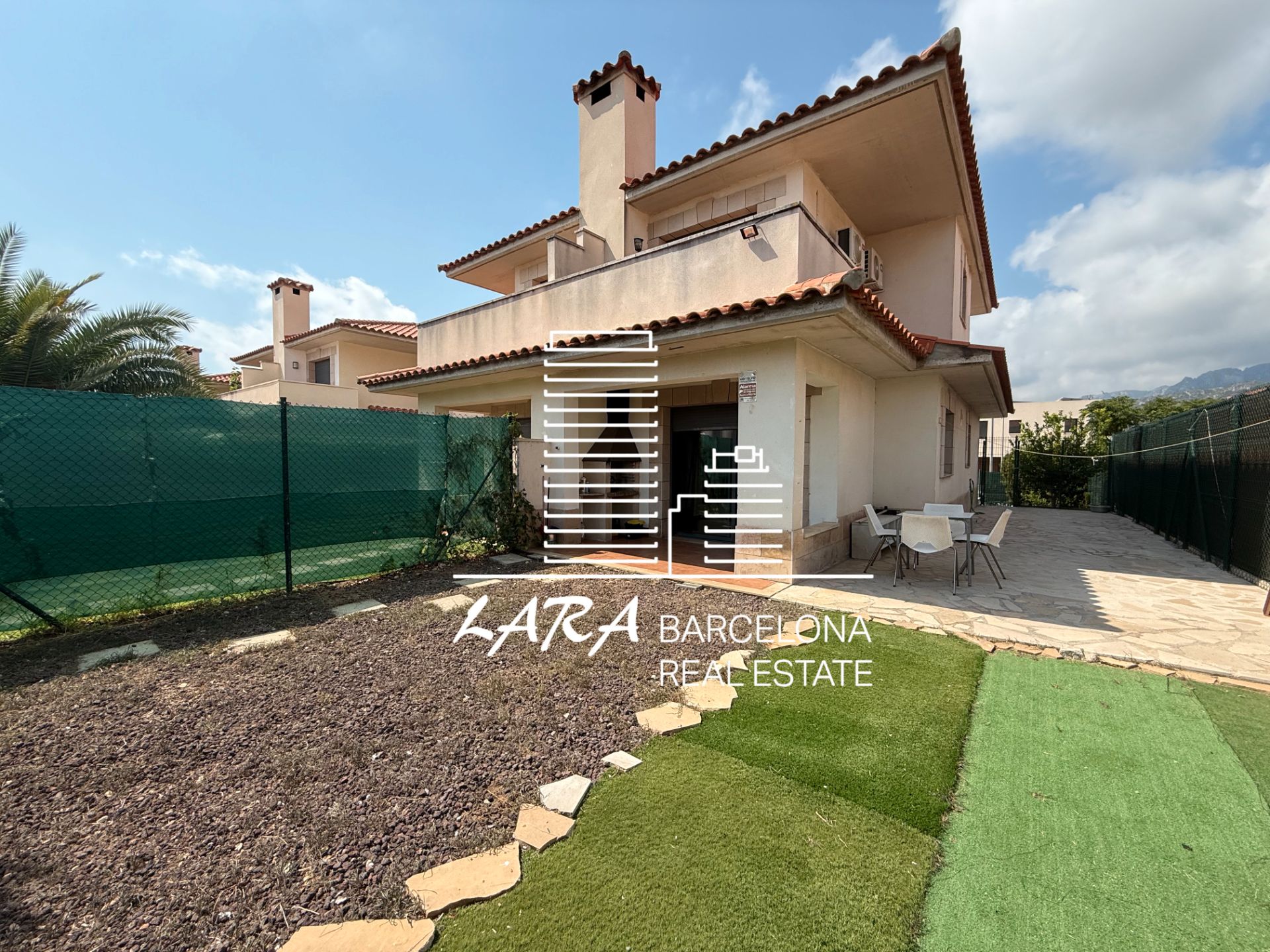Jardí de Casa adosada en venda en Vandellòs i l'Hospitalet de l'Infant amb Aire condicionat, Jardí privat i Terrassa