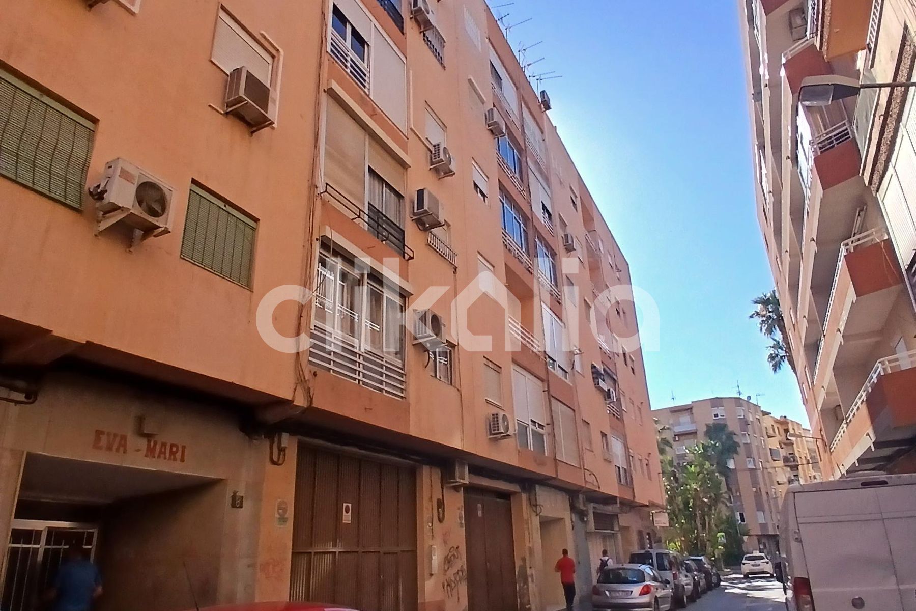 Vista exterior de Pis en venda en  Almería Capital amb Terrassa