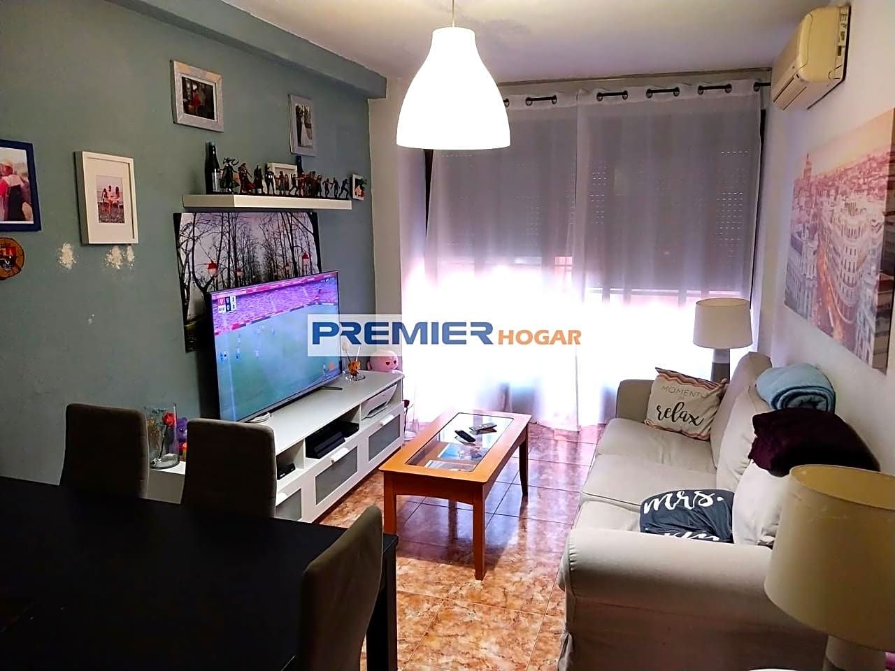 Sala d'estar de Pis en venda en  Madrid Capital amb Aire condicionat, Calefacció i Terrassa