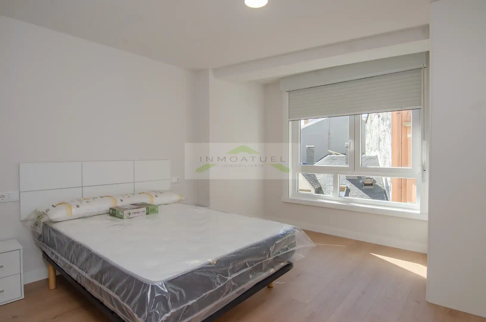 Habitación de Piso de alquiler en A Coruña Capital  con Calefacción, Amueblado y Horno