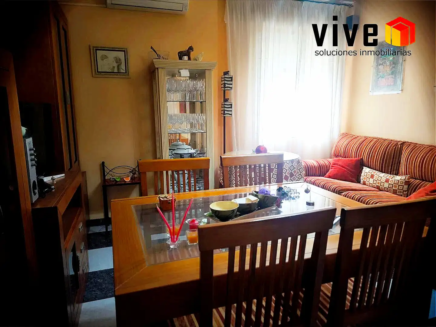 Sala de estar de Piso en venta en Sevilla con Aire acondicionado