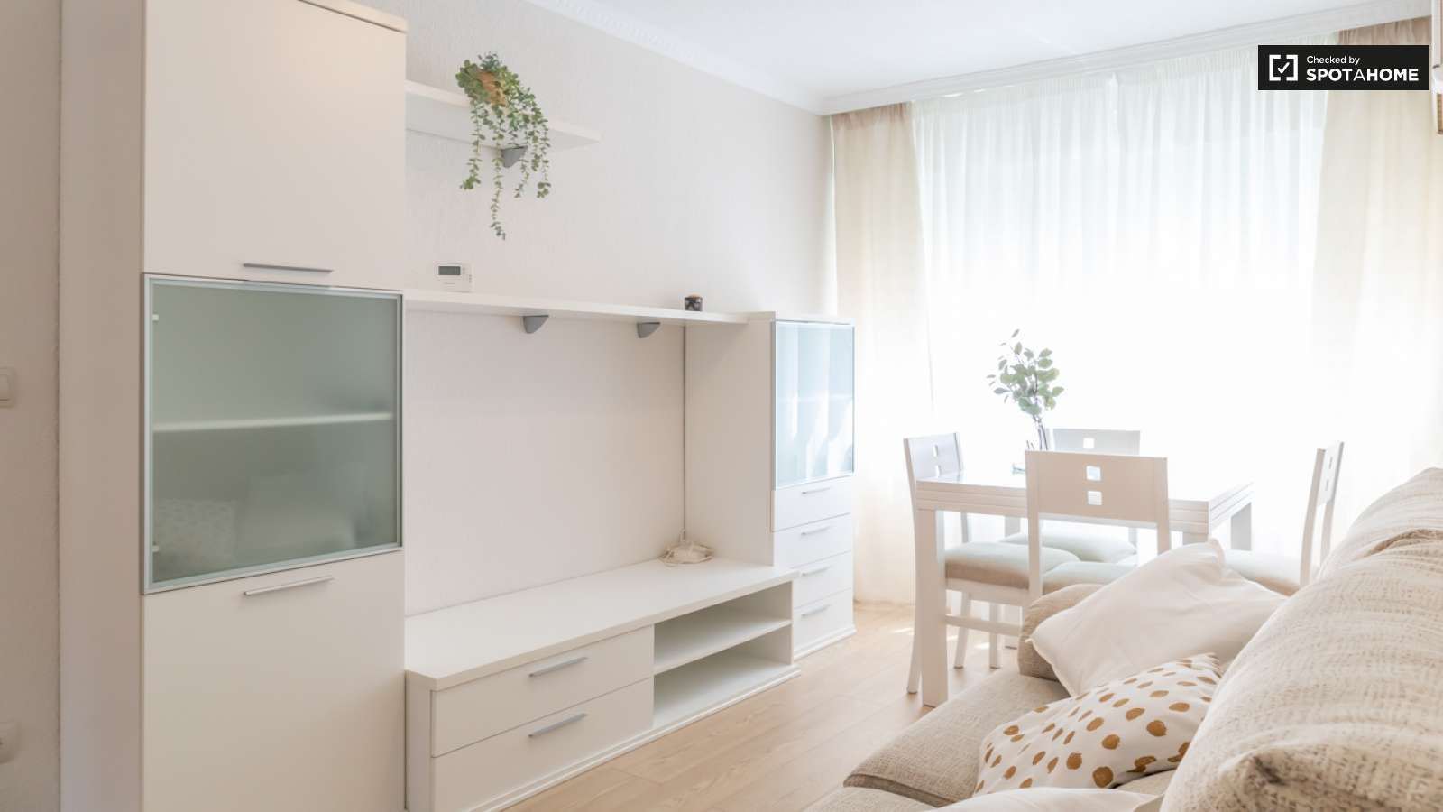 Apartamento para compartir en Tres Olivos - Valverde