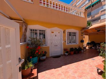 Ground floor for sale in de Los Holandeses
