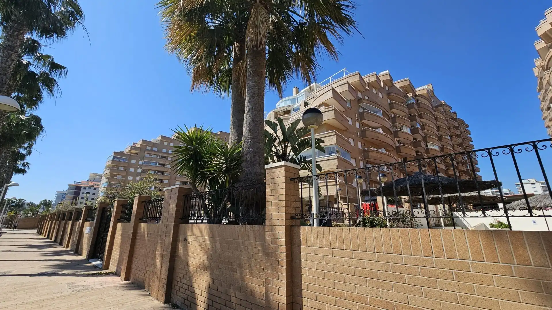 Vista exterior de Apartament en venda en Oropesa del Mar / Orpesa amb Aire condicionat, Calefacció i Terrassa