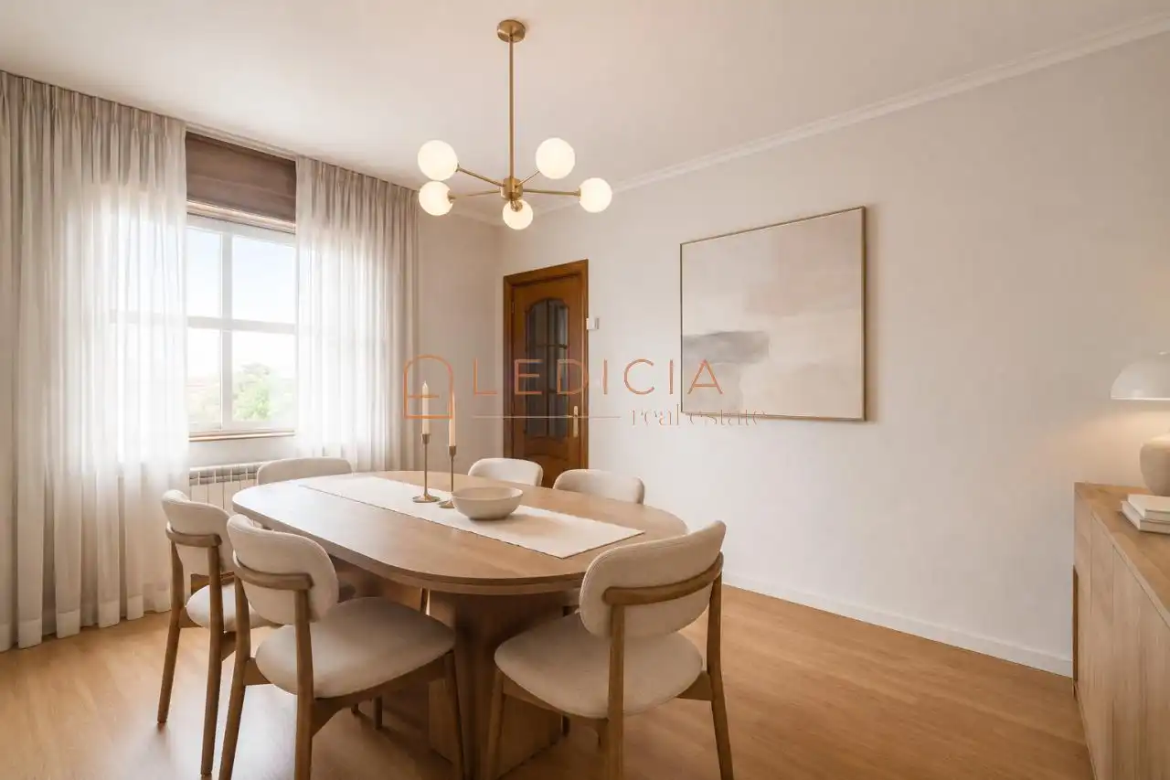 Dining room of Houses for sale in Vigo   with Heating, Terrace and Storage room