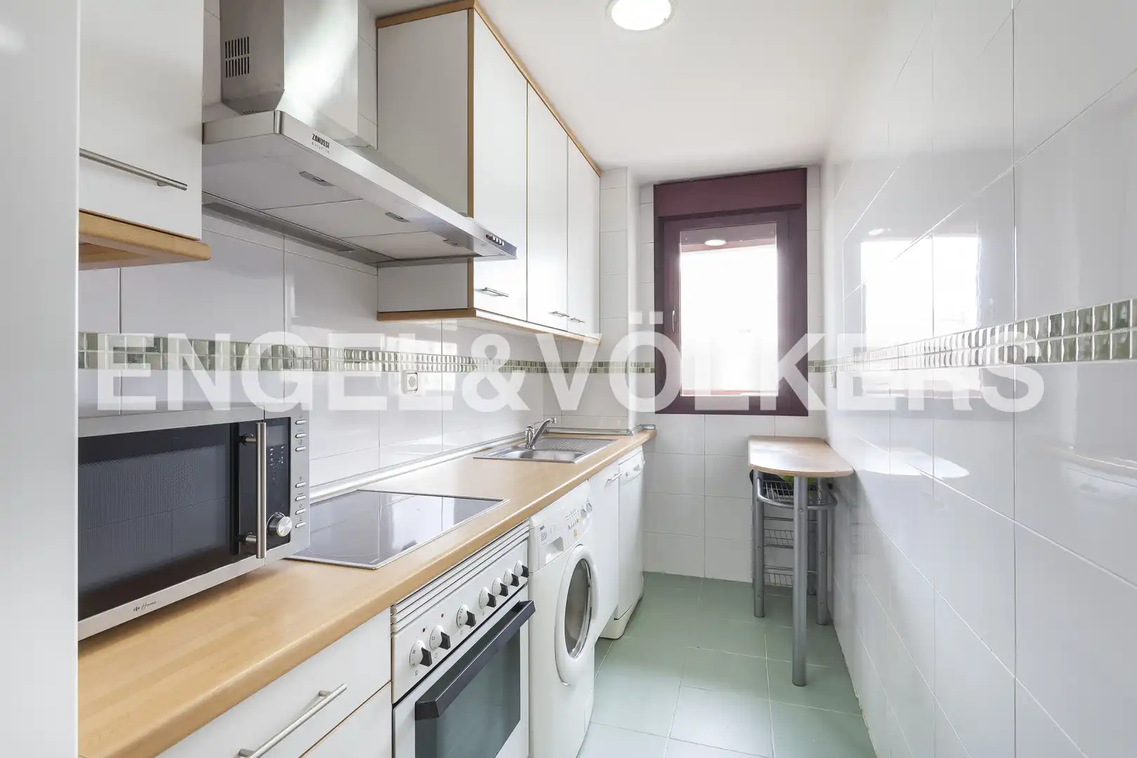 Cocina de Piso de alquiler en Madrid con Aire acondicionado, Calefacción y Terraza