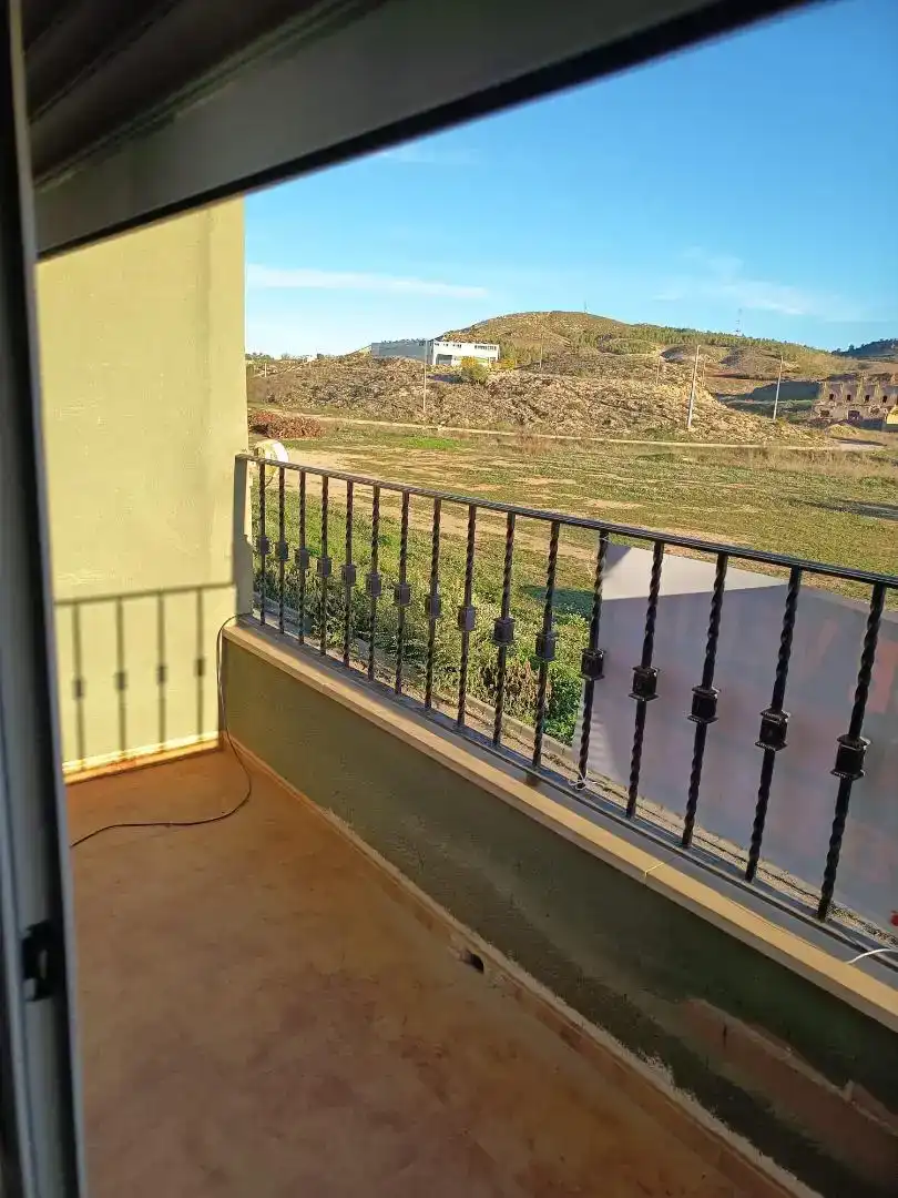 Terrassa de Pis en venda en Fuentealbilla amb Traster, Moblat i Forn