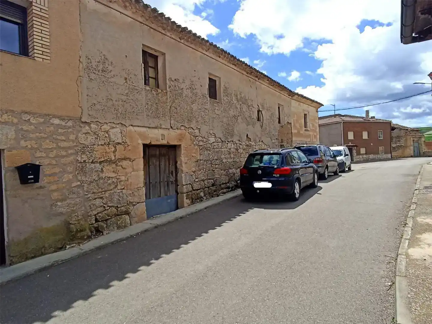 Vista exterior de Casa o xalet en venda en Valles de Palenzuela, Burgos