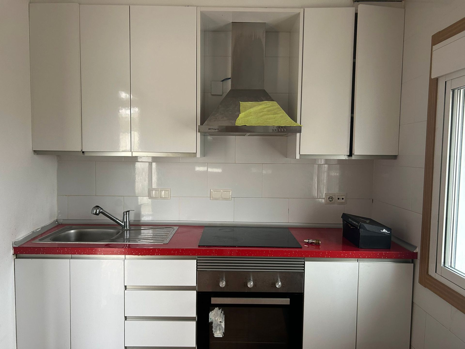 Kitchen of Flat to rent in Santiago de Compostela   with Furnished