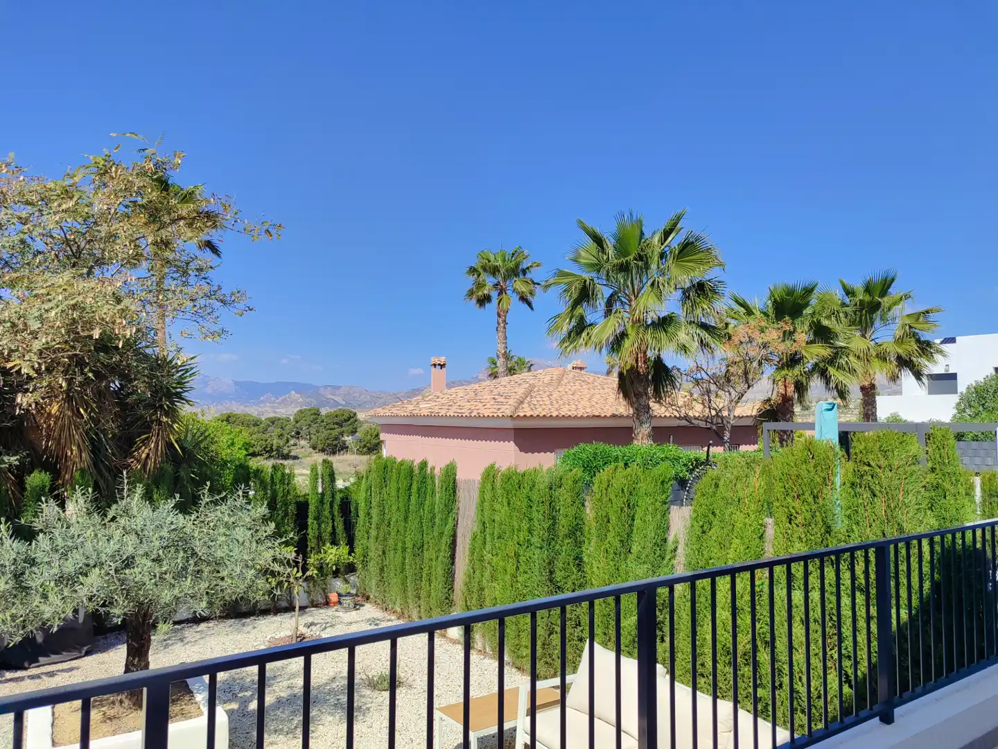 Vista exterior de Casa o chalet en venta en Busot con Aire acondicionado, Calefacción y Jardín privado