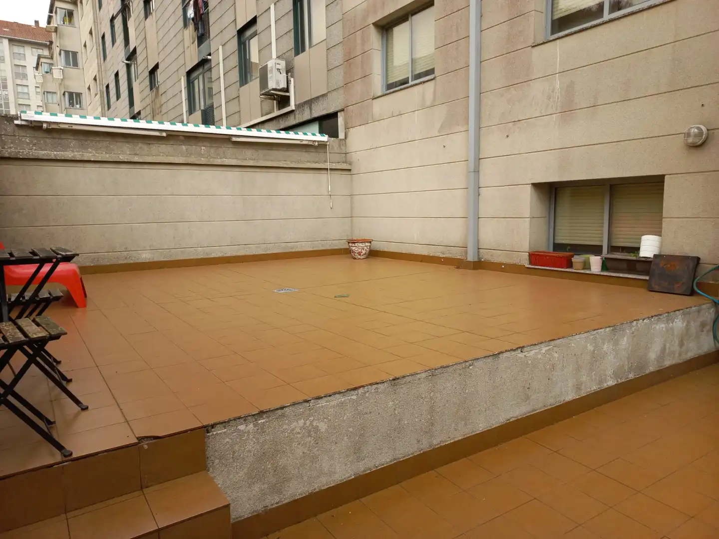 Terrasse von Wohnung zur Miete in Santiago de Compostela  mit Heizung, Terrasse und Möbliert