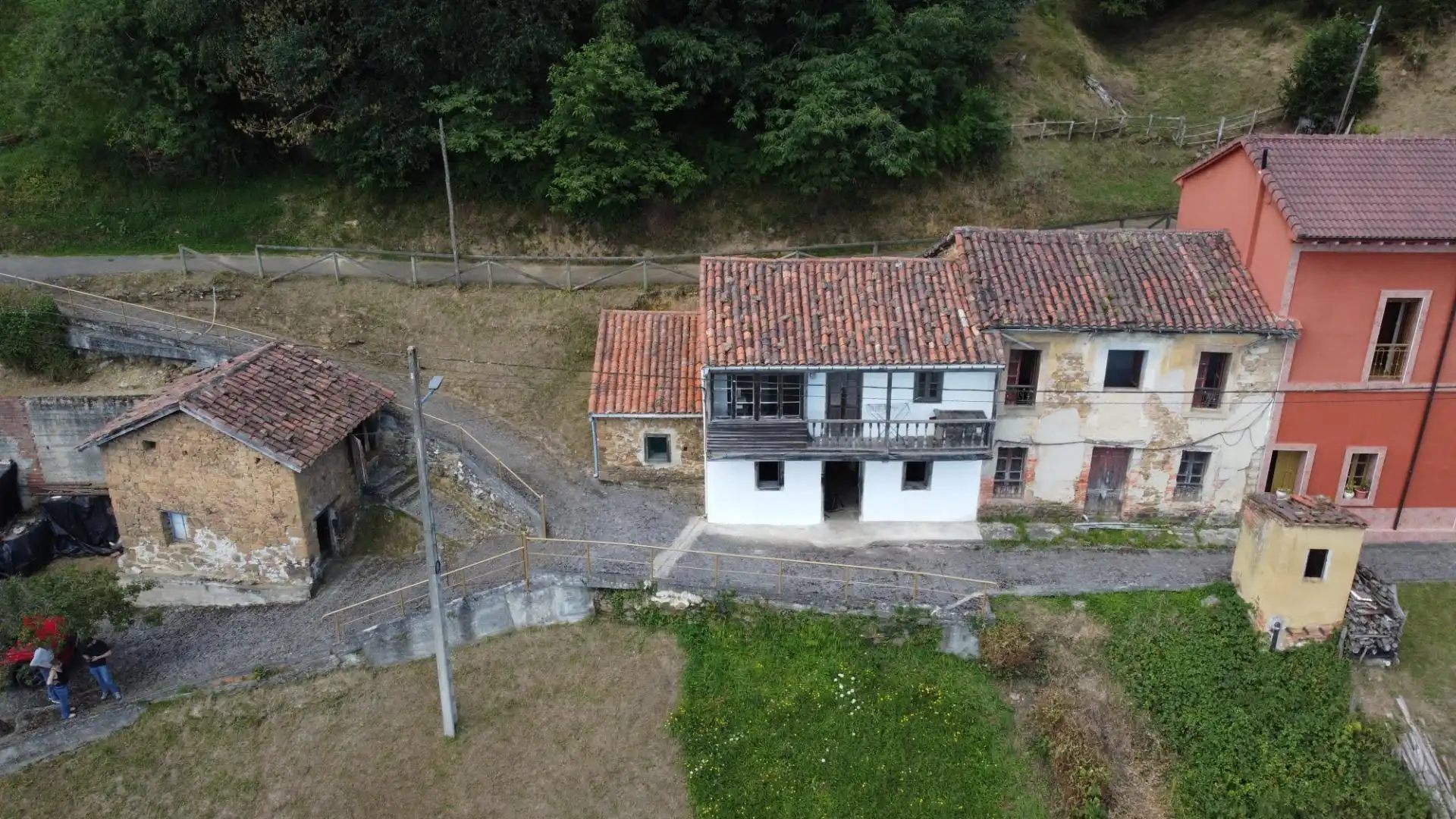 Vista exterior de Casa o xalet en venda en San Martín del Rey Aurelio