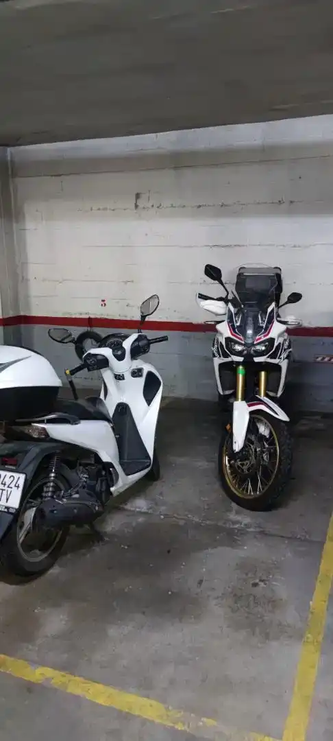 Exterior view of Garage for rent in Barcelona
