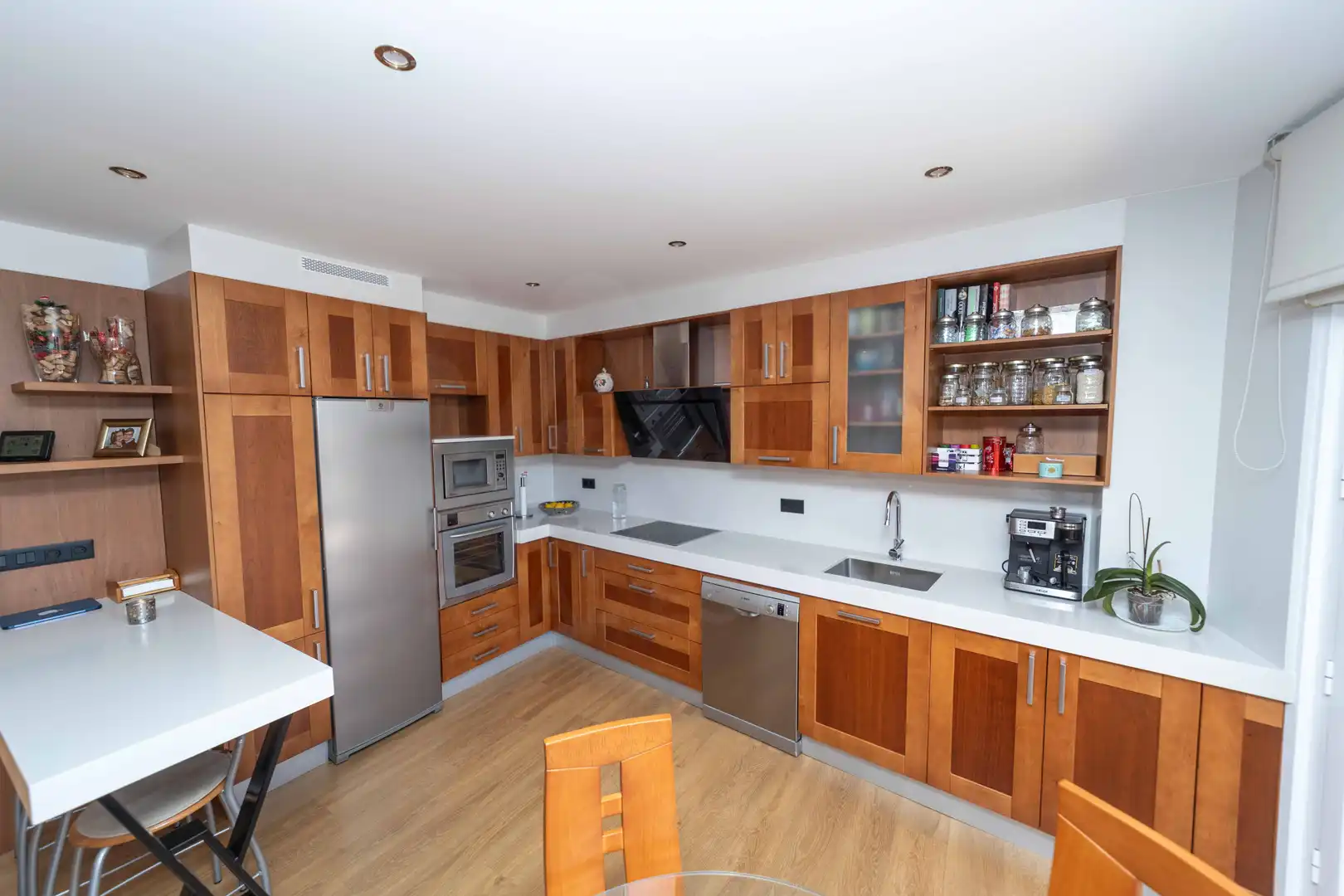 Cocina de Casa o chalet en venta en León Capital  con Calefacción y Terraza