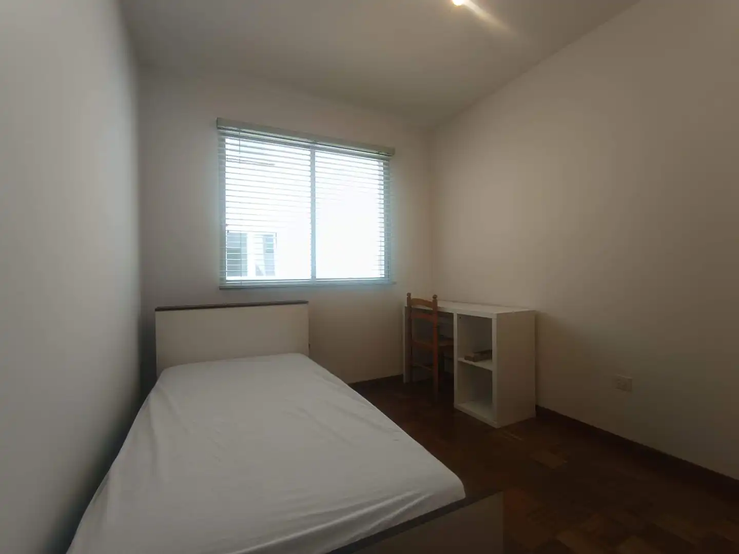 Bedroom of Flat for rent in A Coruña Capital   with Parquet flooring and Furnished