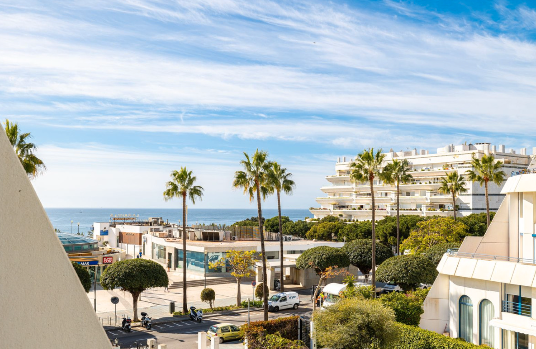 Exterior view of Duplex for sale in Marbella  with Air Conditioner, Terrace and Furnished