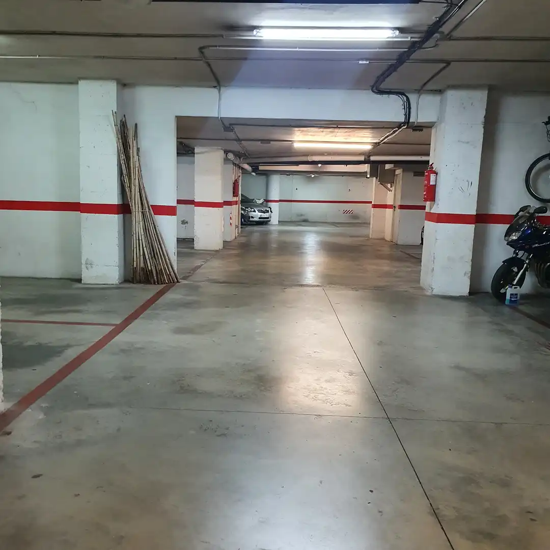 Parking with lift for sale in SERRA D´IRTA