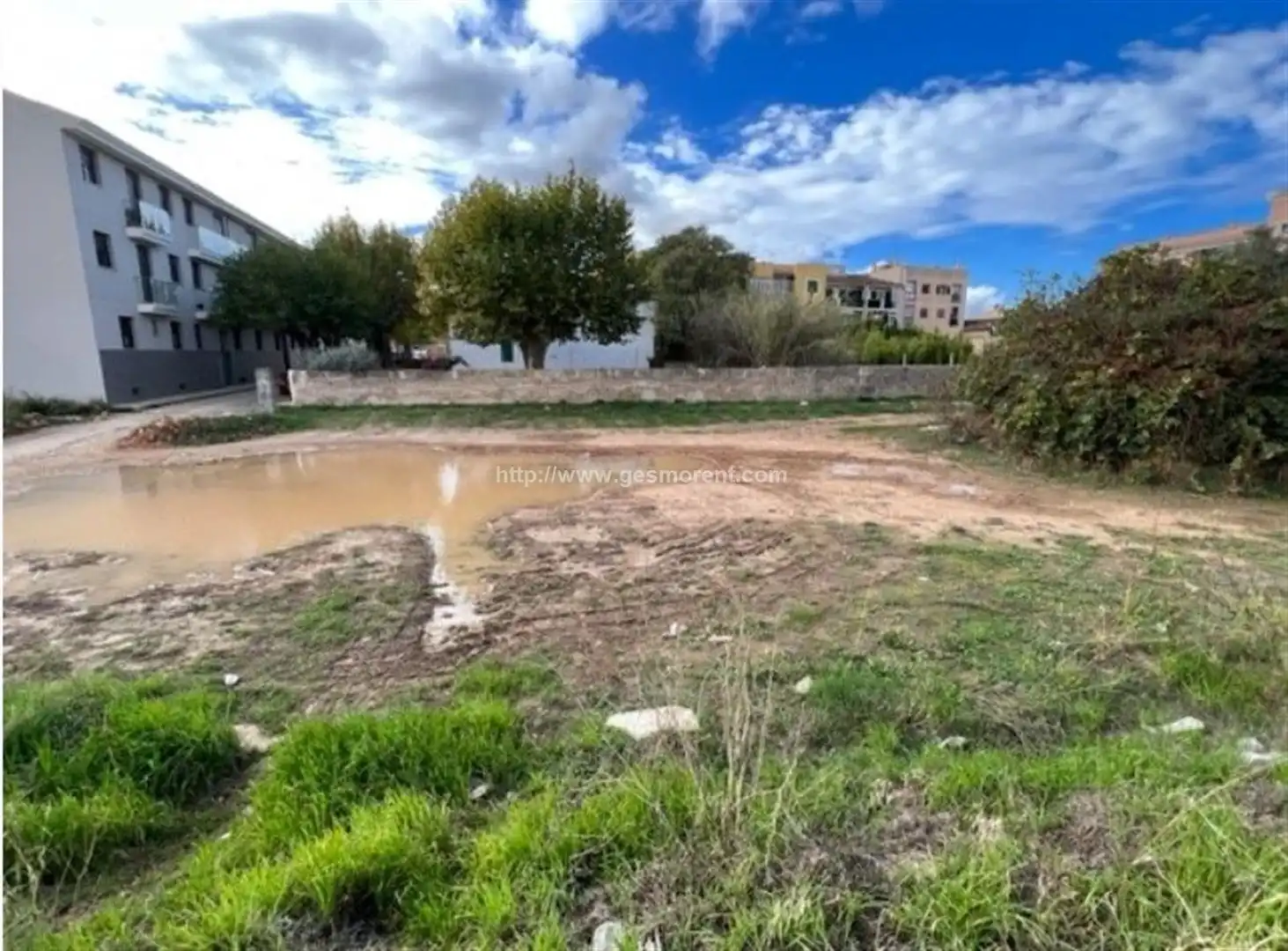 Terrenys i solars en venda a Santa María del Camí