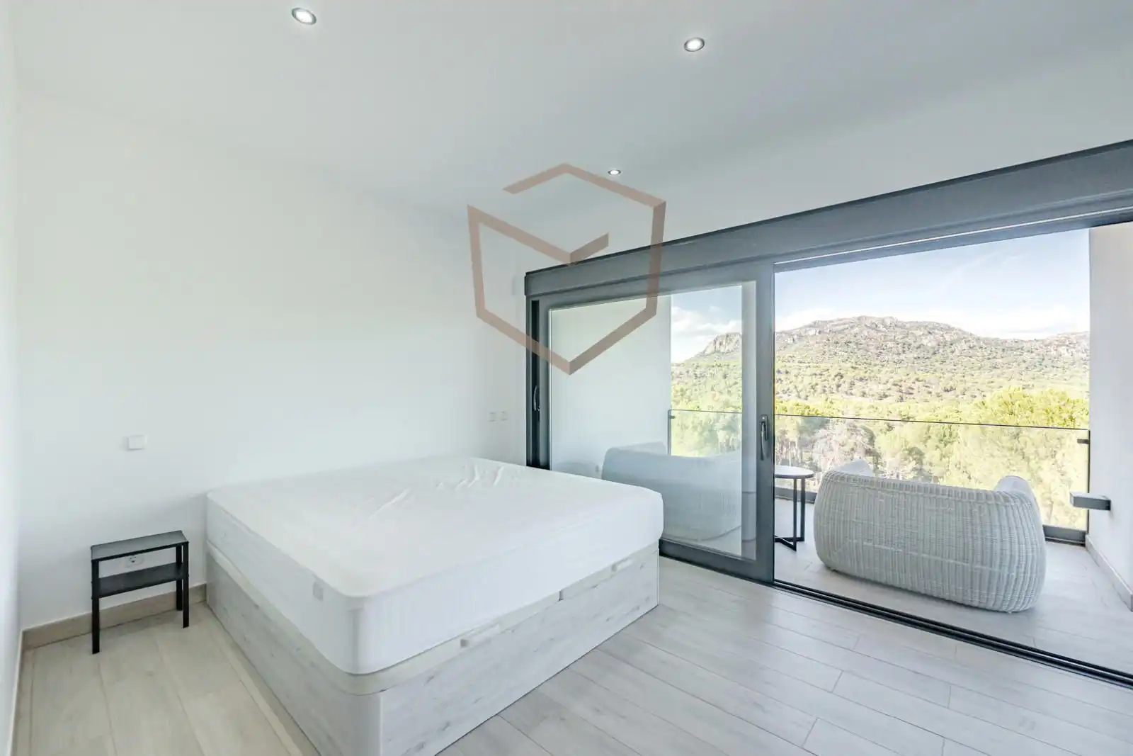 Dormitori de Casa o xalet en venda en San Martín de Valdeiglesias amb Calefacció, Terrassa i Traster