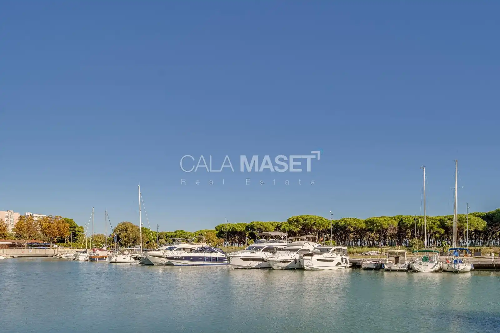 Dúplex en venda en Castell d'Aro, Platja d'Aro i s'Agaró amb Calefacció, Jardí privat i Piscina