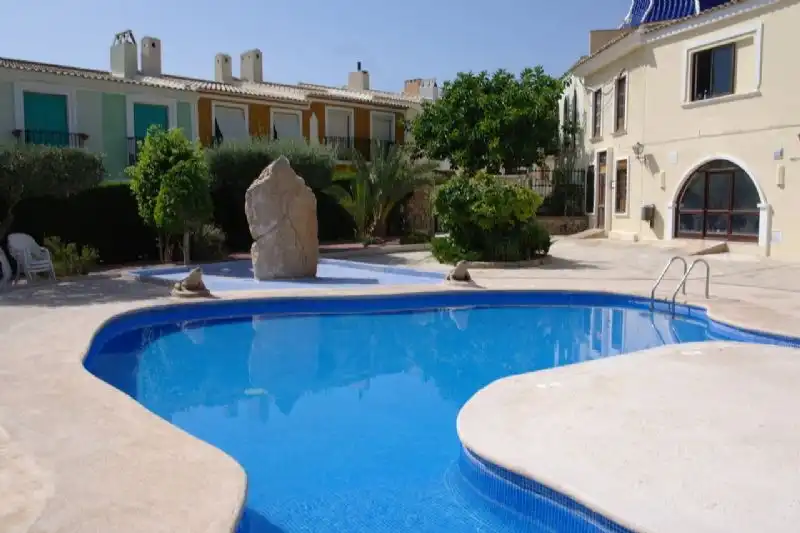 Piscina de Casa o xalet en venda en El Campello amb Aire condicionat, Terrassa i Piscina comunitària