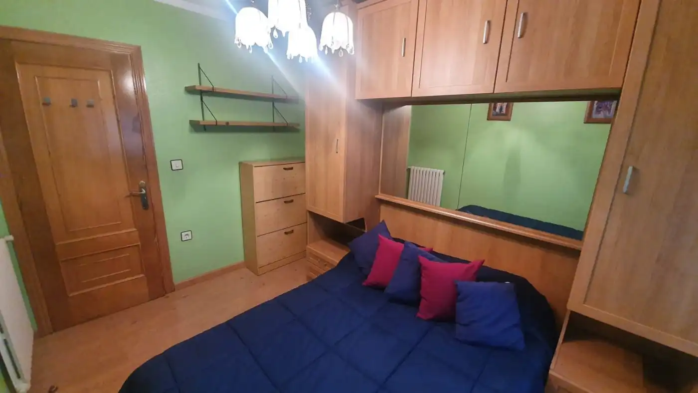 Piso en venta en ORENSE-PONFERRA, 37, Puente de Domingo Flórez