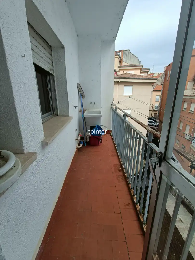 Terrasse von Wohnung zum Verkauf in Plasencia mit Klimaanlage, Heizung und Parkett