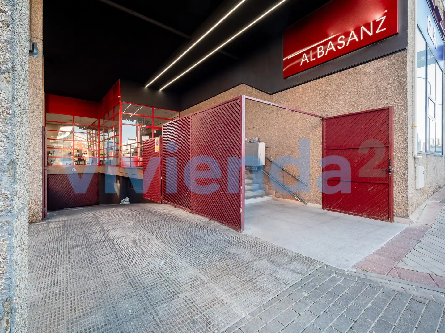 Oficina con ascensor en venta en Calle de Albasanz, imagen 4