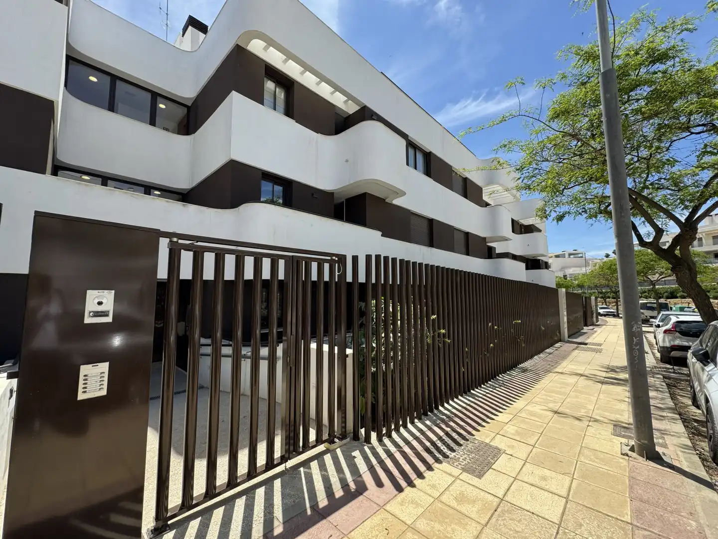 Exterior view of Attic for sale in Estepona  with Air Conditioner, Terrace and Swimming Pool
