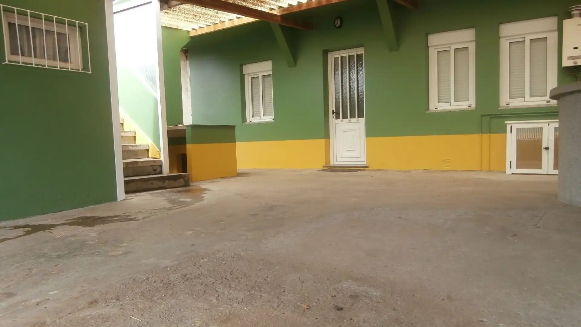 Casa adosada en venta en Narón con Terraza y Trastero