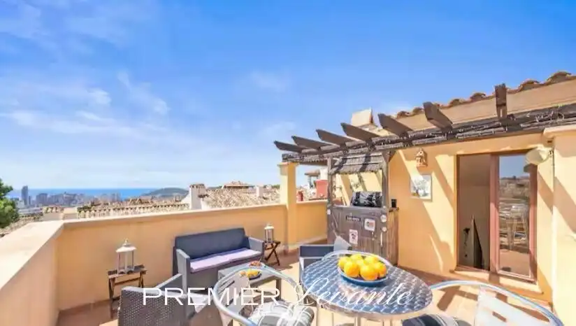 Reihenhaus mit Pool zum Verkauf in Golf Bahía, imagen 7