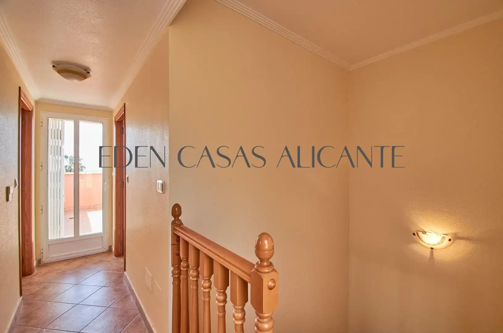 Casa o xalet en venda en Mutxamel amb Aire condicionat, Jardí privat i Terrassa