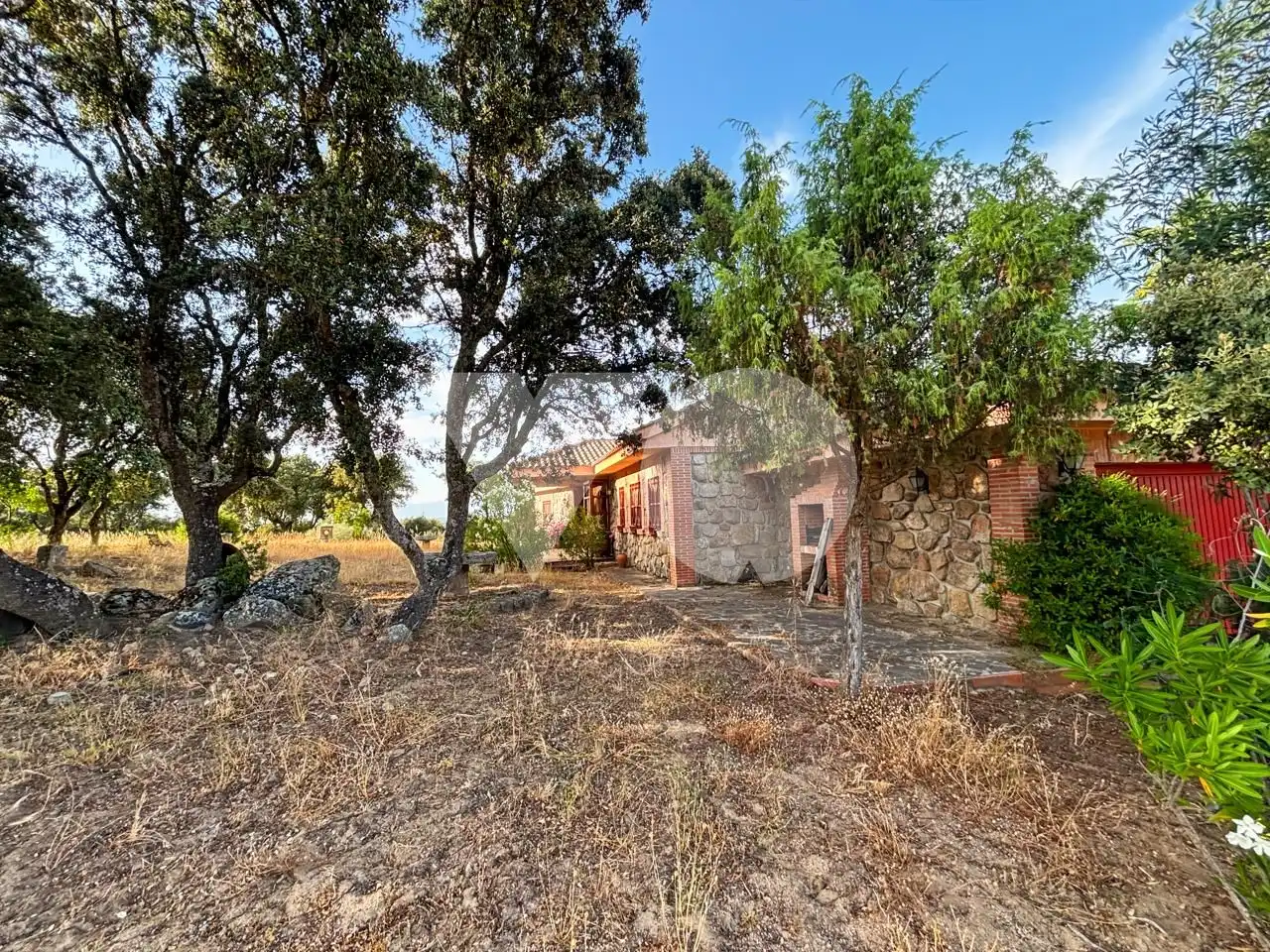 Finca rústica en venta en Valdemorillo con Calefacción y Jardín privado